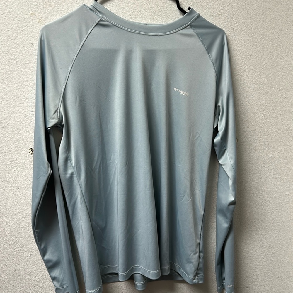 Columbia fishing shirt